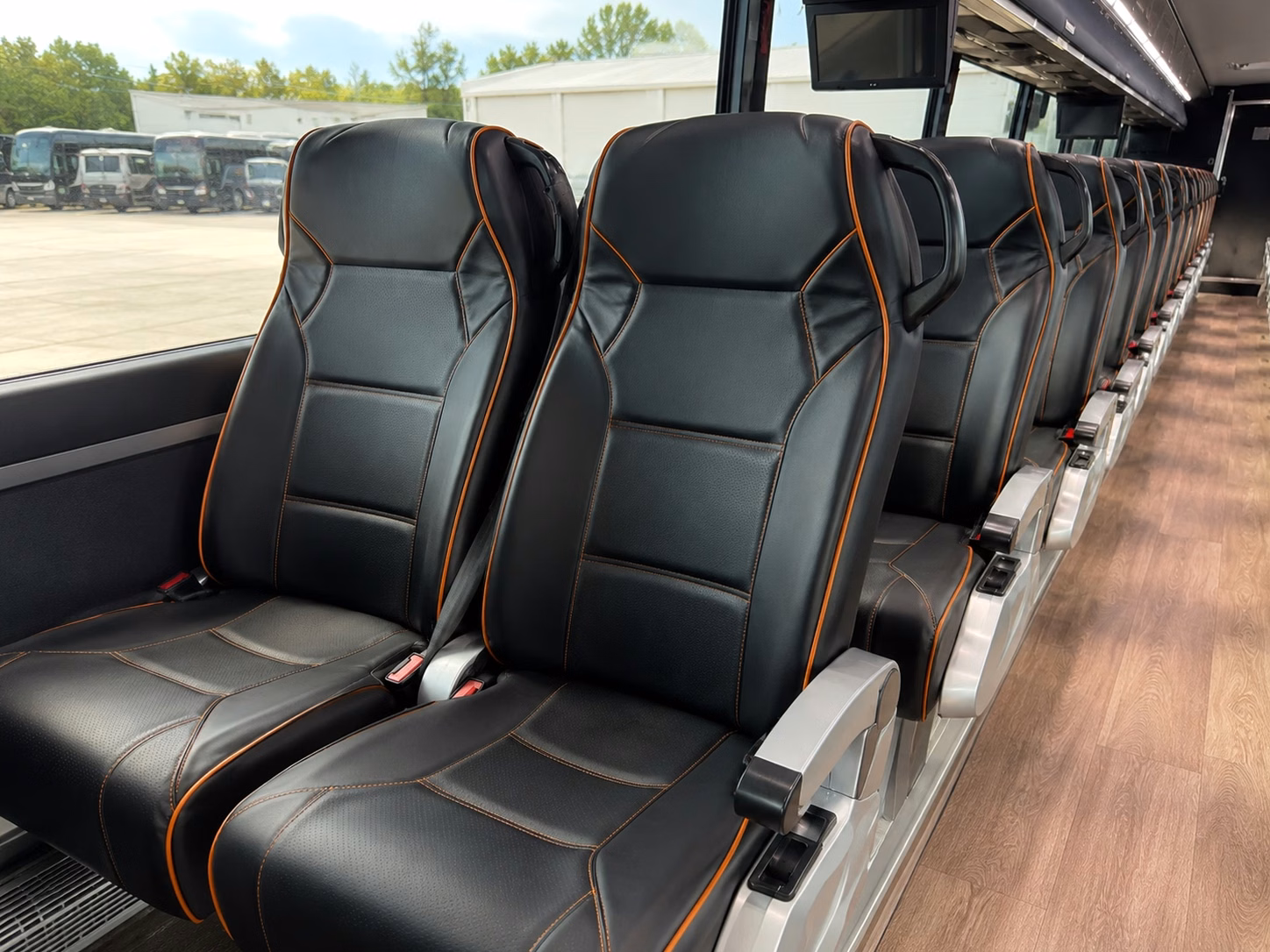 ada accessible specialty field trip transportation in green bay