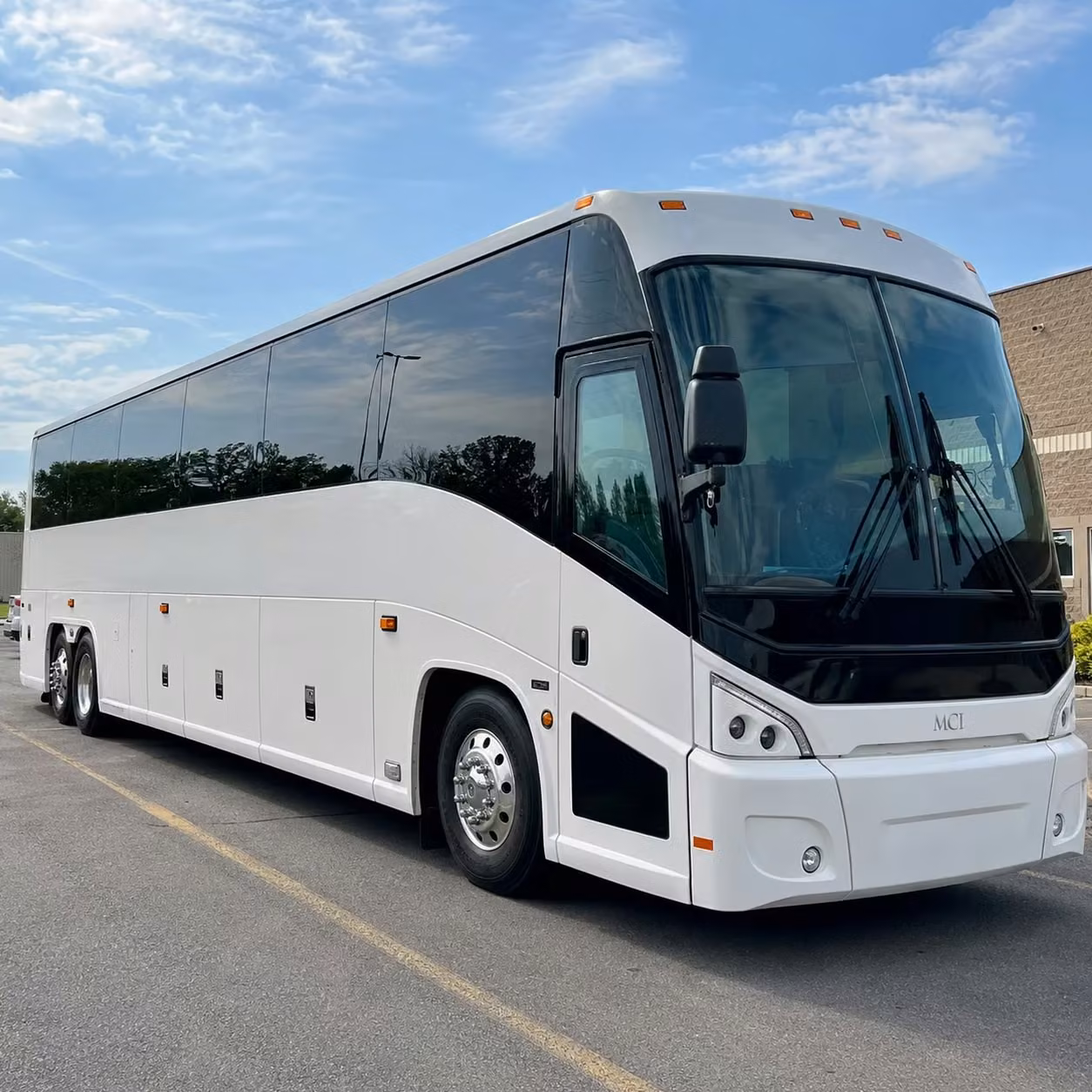 corporate and conference long distance transportation from green bay