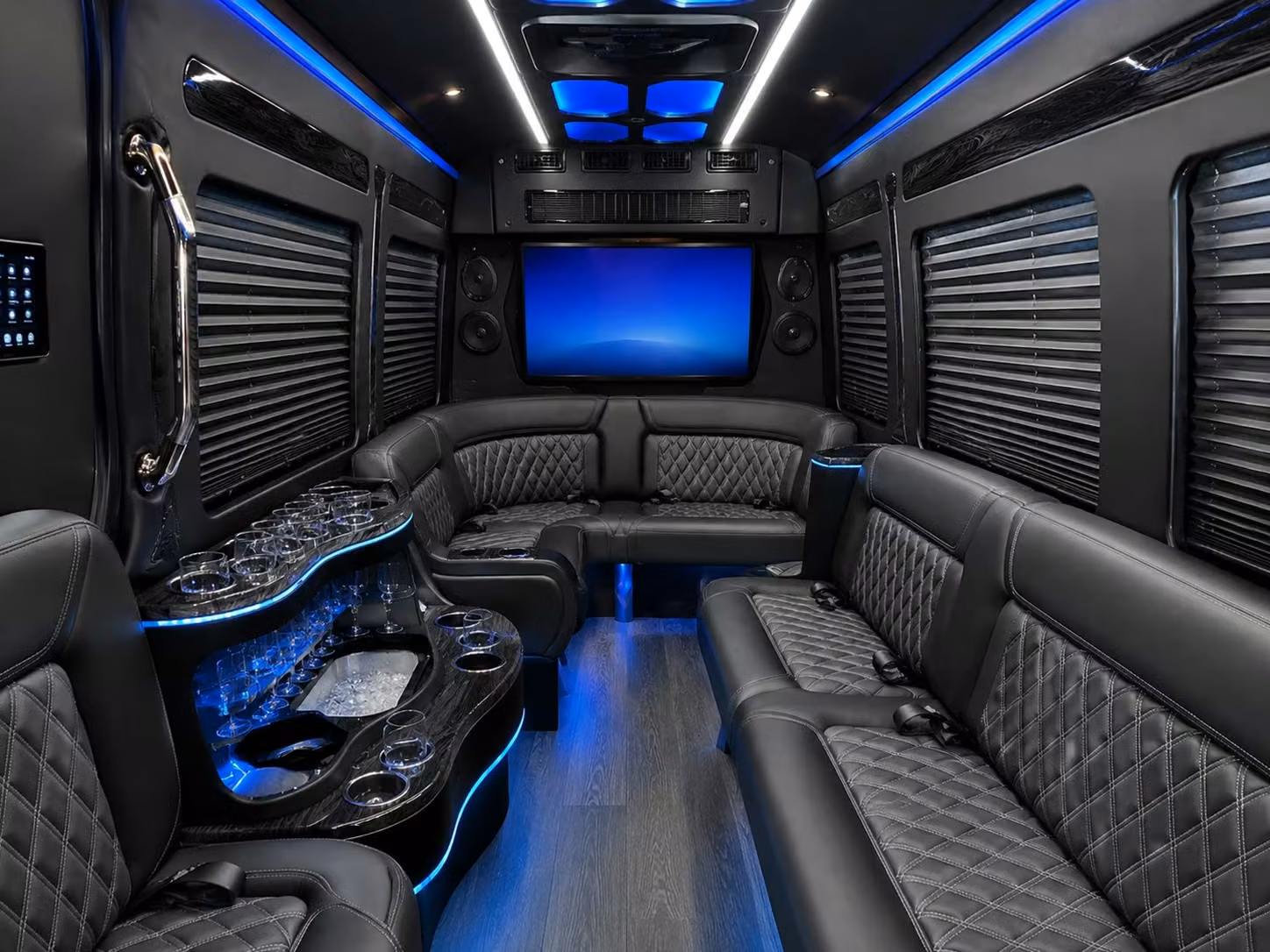 corporate event and team building transportation in green bay