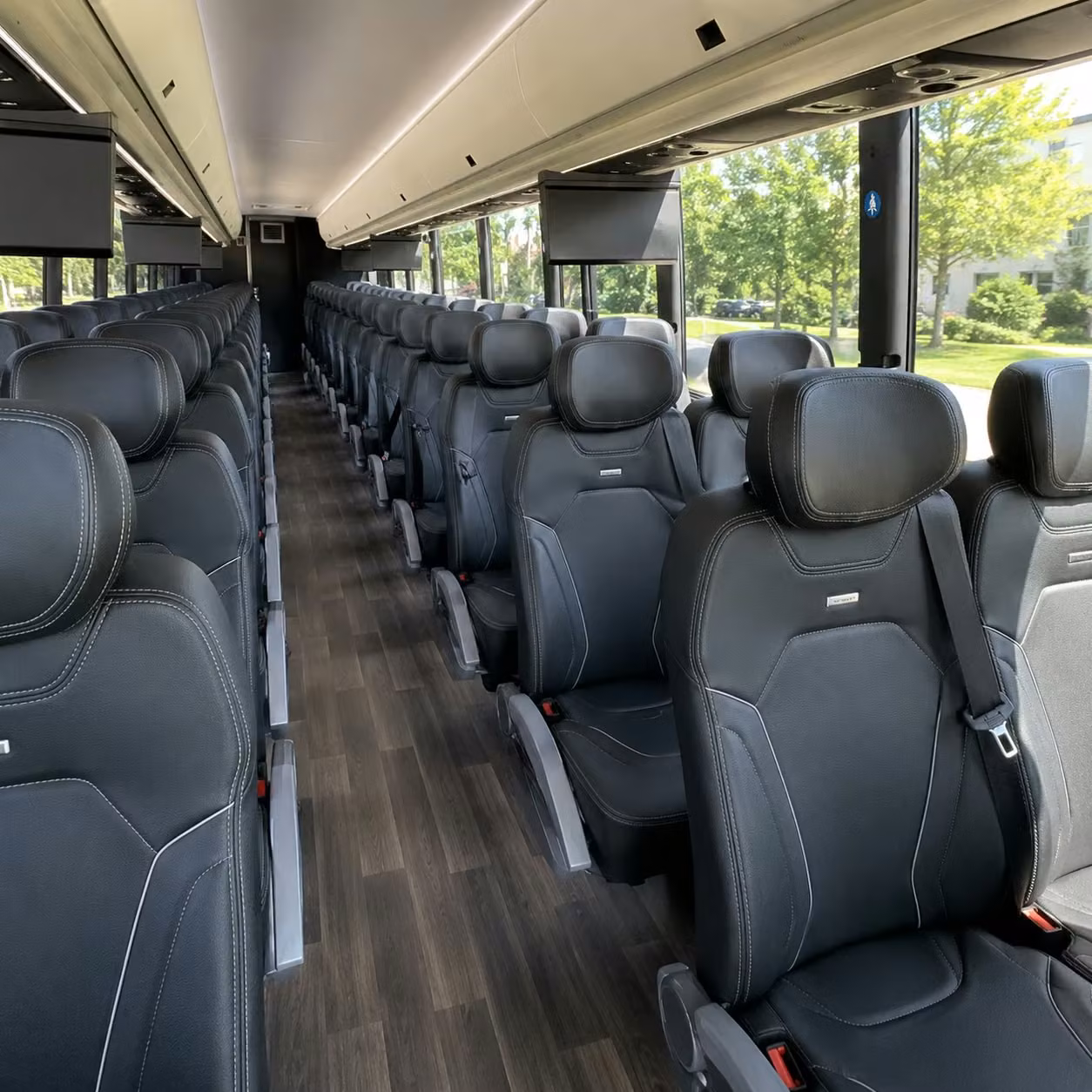 let a charter bus handle the drive to every concert on your green bay calendar