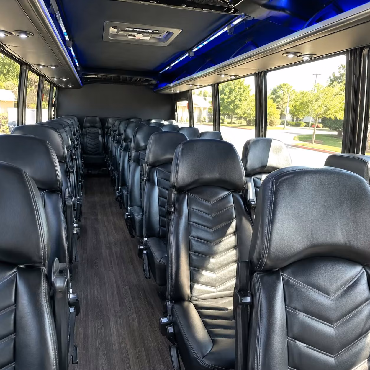 prom homecoming transportation services in green bay